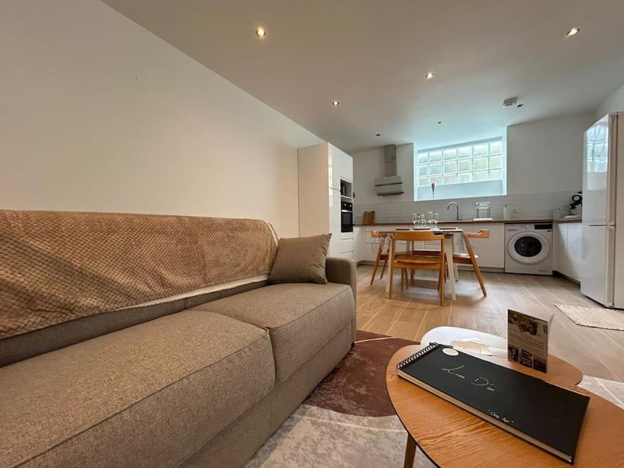 Chez Aya Apartment Epernay Luaran gambar